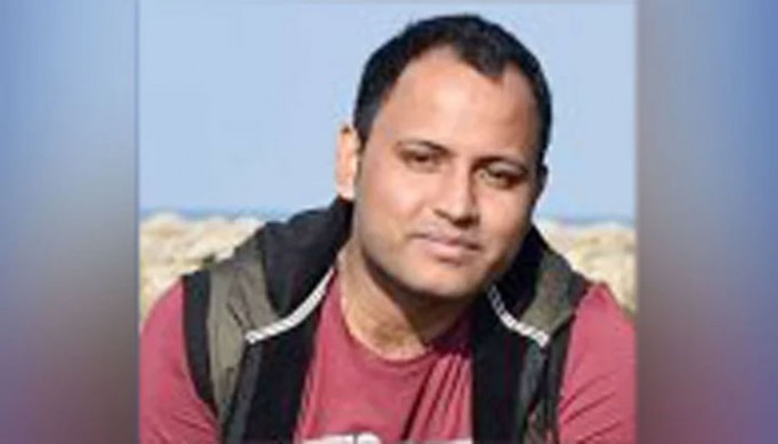 যুক্তরাষ্ট্রে ‘সেতু থেকে ঝাঁপ’ দিয়ে ১৮ দিন নিখোঁজ ঢাবি শিক্ষক অনিক পাল যুক্তরাষ্ট্রে ‘সেতু থেকে ঝাঁপ’ দিয়ে ১৮ দিন নিখোঁজ ঢাবি শিক্ষক অনিক পাল