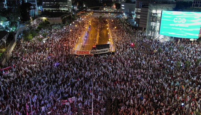 রাস্তায় নেমেছে ইসরায়েলের হাজার হাজার মানুষ