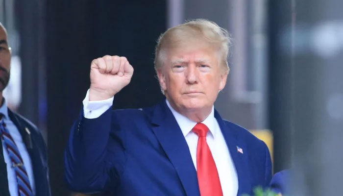 মামলা চালাতে ৭ মাসে ৪৩৫ কোটি টাকা খরচ ট্রাম্পের মামলা চালাতে ৭ মাসে ৪৩৫ কোটি টাকা খরচ ট্রাম্পের