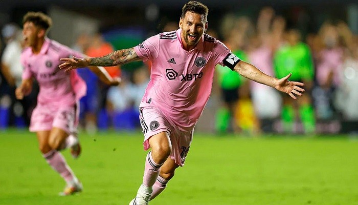 মেসির জাদুতে সেমিফাইনালে ইন্টার মিয়ামি