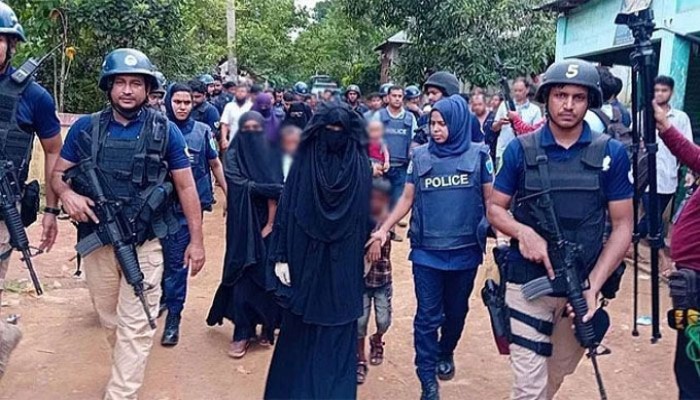 মৌলভীবাজারে জঙ্গি সন্দেহে গ্রেপ্তার ৯ জন পাঁচ দিনের রিমান্ডে মৌলভীবাজারে জঙ্গি সন্দেহে গ্রেপ্তার ৯ জন পাঁচ দিনের রিমান্ডে