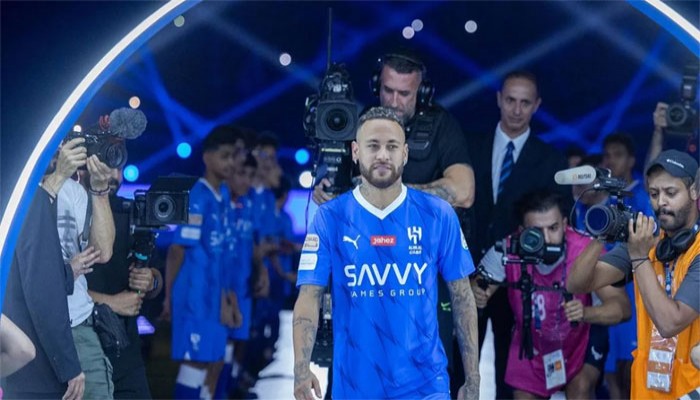 জমকালো আয়োজনে নেইমারকে বরণ করলো আল হিলাল  জমকালো আয়োজনে নেইমারকে বরণ করলো আল হিলাল