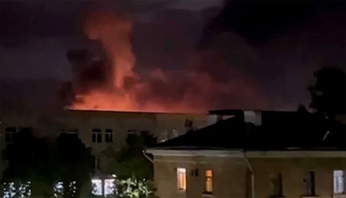 রাশিয়ার বিমানবন্দরে ড্রোন হামলা রাশিয়ার বিমানবন্দরে ড্রোন হামলা