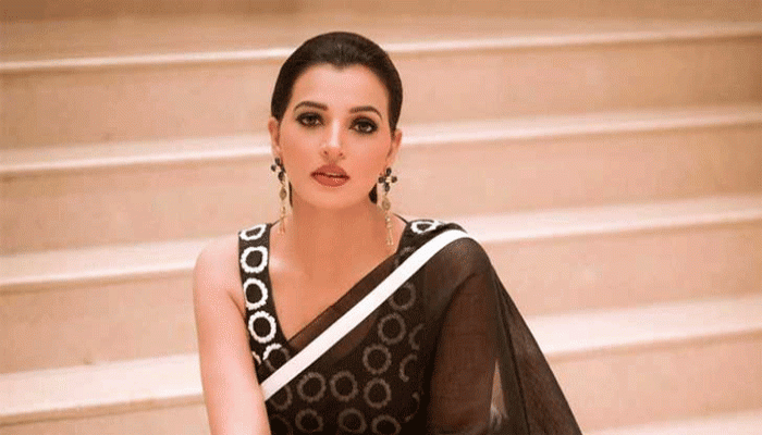 ট্রলে প্রচণ্ড ক্ষুব্ধ বর্ষা, মানহানি মামলার হুমকি ট্রলে প্রচণ্ড ক্ষুব্ধ বর্ষা, মানহানি মামলার হুমকি