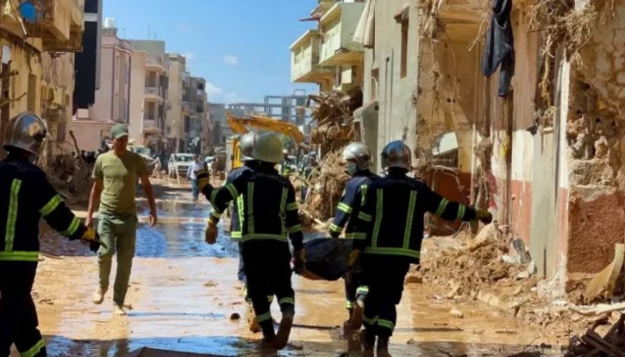 বিপর্যস্ত লিবিয়ায় রাস্তা-সমুদ্রে শুধু লাশ আর লাশ বিপর্যস্ত লিবিয়ায় রাস্তা-সমুদ্রে শুধু লাশ আর লাশ