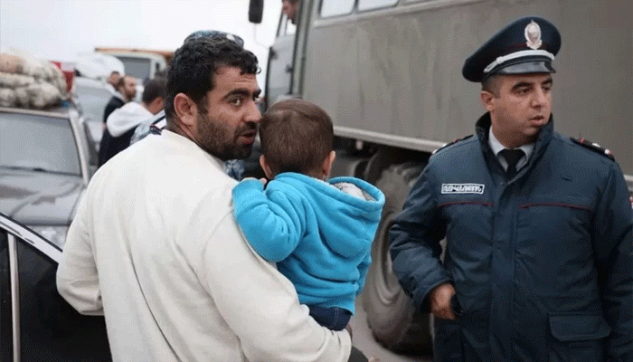 নাগোর্নো-কারাবাখ ছেড়ে পালাচ্ছে হাজার হাজার আর্মেনীয় 
