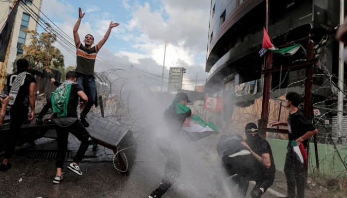 নাগরিকদের লেবানন ছাড়তে বলল যুক্তরাষ্ট্র-যুক্তরাজ্য নাগরিকদের লেবানন ছাড়তে বলল যুক্তরাষ্ট্র-যুক্তরাজ্য
