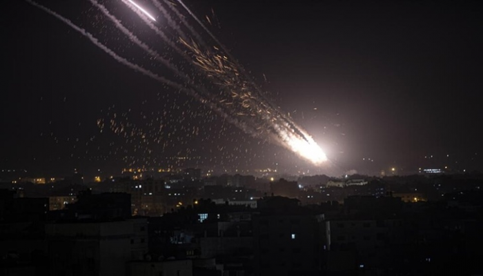 ভোরে গাজায় ইসরাইলের ভয়াবহ হামলা, নিহত ২৯ ভোরে গাজায় ইসরাইলের ভয়াবহ হামলা, নিহত ২৯