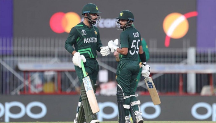 দক্ষিণ আফ্রিকাকে ২৭১ রানের টার্গেট দিল পাকিস্তান