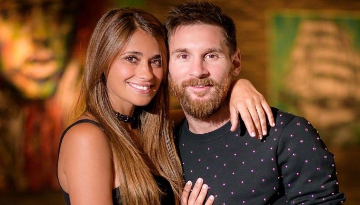 ডাকাতির শিকার মেসির স্ত্রী রোকুজ্জোর পরিবার  ডাকাতির শিকার মেসির স্ত্রী রোকুজ্জোর পরিবার