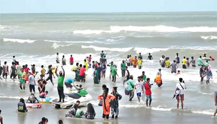 সাগরে গোসলে নেমে প্রাণ গেল স্বামী-স্ত্রীর