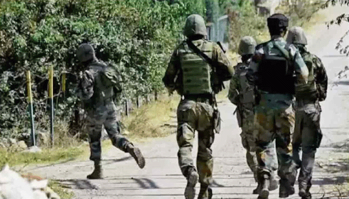 কাশ্মিরে বিচ্ছিন্নতাবাদীদের সাথে সংঘর্ষে ভারতীয় ৫ সেনা নিহত 