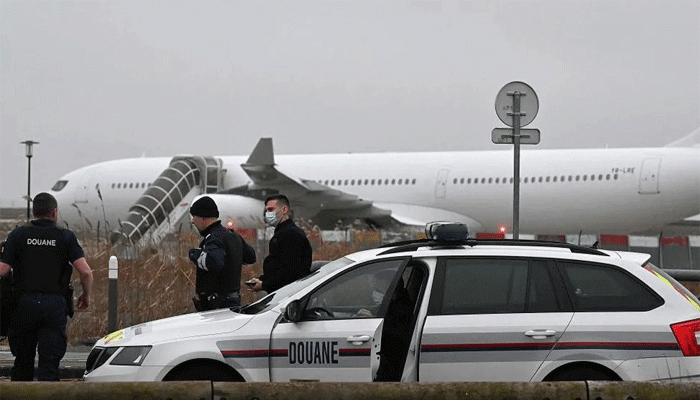 মানবপাচারের আশঙ্কায় ফ্রান্সে আটকা সেই বিমান অবশেষে ভারতে