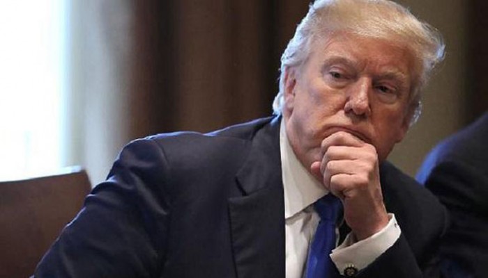 ট্রাম্পকে আদালত থেকে বের করে দেওয়ার হুমকি বিচারকের ট্রাম্পকে আদালত থেকে বের করে দেওয়ার হুমকি বিচারকের