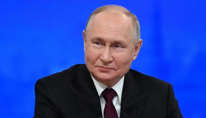 রাশিয়ার প্রেসিডেন্ট নিবার্চনে প্রার্থী হলেন পুতিন