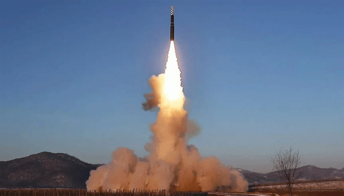 পশ্চিম সাগরে একাধিক ক্রুজ ক্ষেপণাস্ত্র ছুড়ল উত্তর  