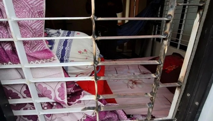 ফাঁসির রায়ের জেরে বিচারককেই ফাঁসির হুমকি ফাঁসির রায়ের জেরে বিচারককেই ফাঁসির হুমকি