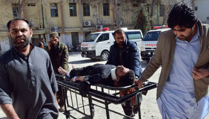 ভোটের আগের দিন পাকিস্তানে জোড়া বিস্ফোরণে নিহত ২৬