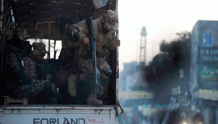 পাকিস্তানে ভোটগ্রহণ শুরু, সারাদেশে বন্ধ মোবাইল পরিবেষা 