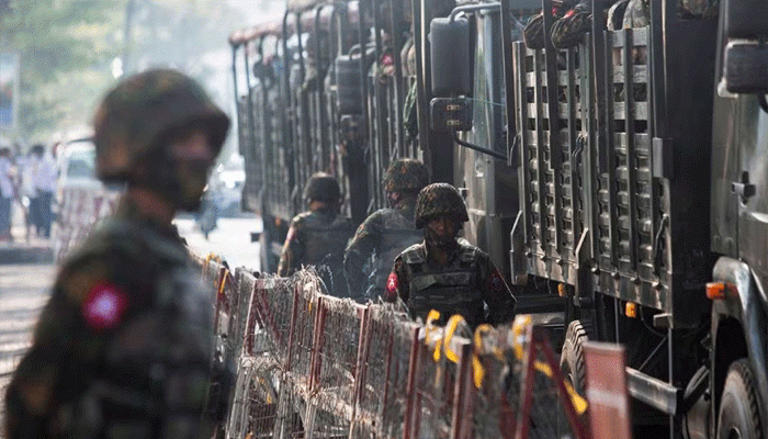 সেনাবাহিনীতে নারী-পুরুষের যোগদান বাধ্যতামূলক করলো জান্তা