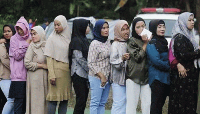 ইন্দোনেশিয়ায় ভোটগ্রহণ চলছে