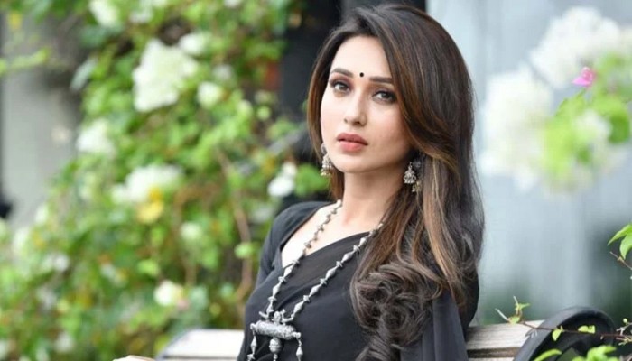 সংসদ সদস্য পদ থেকে পদত্যাগ করলেন অভিনেত্রী মিমি