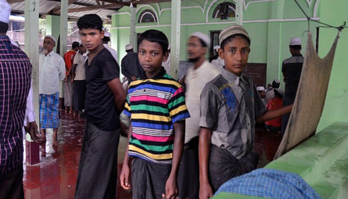 রাখাইন মুসলিম তরুণদের তুলে নিয়ে সেনাবাহিনীতে যুক্ত করছে জান্তা!