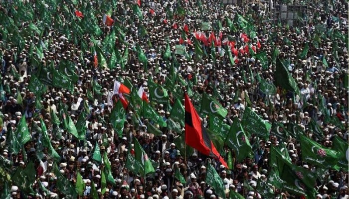 পাকিস্তানের নতুন সরকারকে স্বীকৃতি না দিতে বাইডেনকে চিঠি