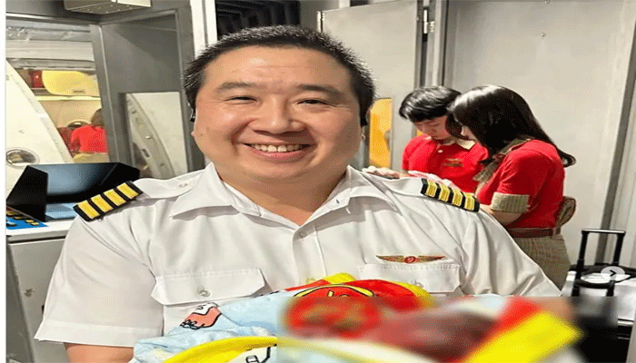 মাঝ আকাশে 'স্কাই বেবির' জন্ম, সহায়তার হাত বাড়িয়ে দিলেন পাইলট