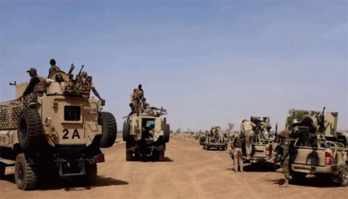 নাইজেরিয়ায় অস্ত্রের মুখে অর্ধশত নারীকে অপহরণ নাইজেরিয়ায় অস্ত্রের মুখে অর্ধশত নারীকে অপহরণ