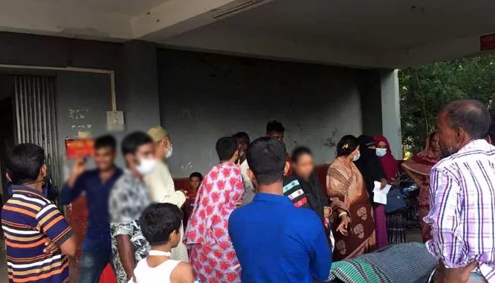 মৌলভীবাজারে বিদ্যুৎস্পৃষ্ট হয়ে একই পরিবারের ৫ জনের মৃত্যু মৌলভীবাজারে বিদ্যুৎস্পৃষ্ট হয়ে একই পরিবারের ৫ জনের মৃত্যু