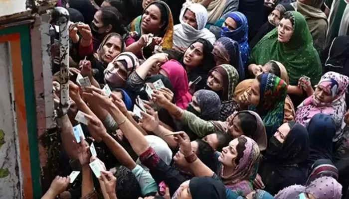 চরম দারিদ্র্যসীমার শঙ্কার মুখে পাকিস্তান