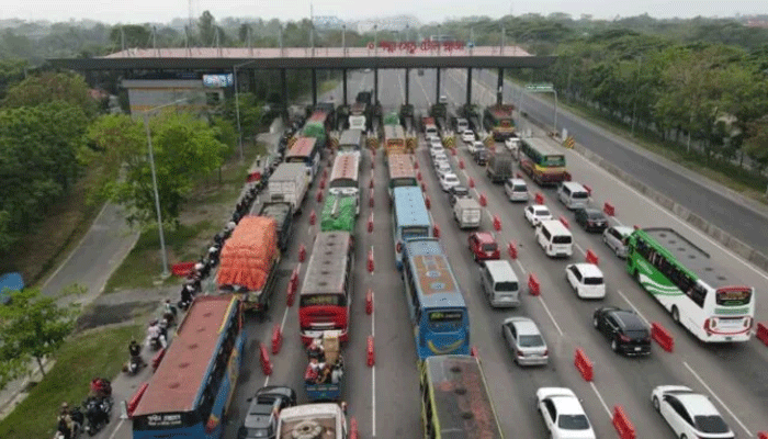 গাড়ির চাপ বেড়েছে পদ্মা সেতুতে