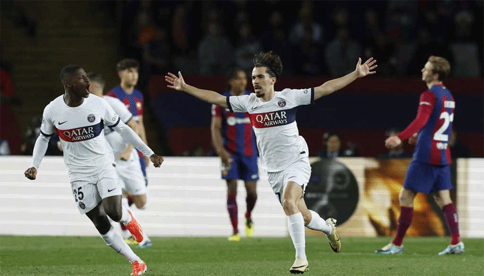 বার্সাকে হারিয়ে সেমিতে পিএসজি  