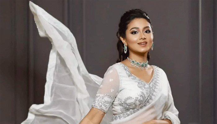 অনেক প্রশংসা পাচ্ছি: তাসনিয়া ফারিণ