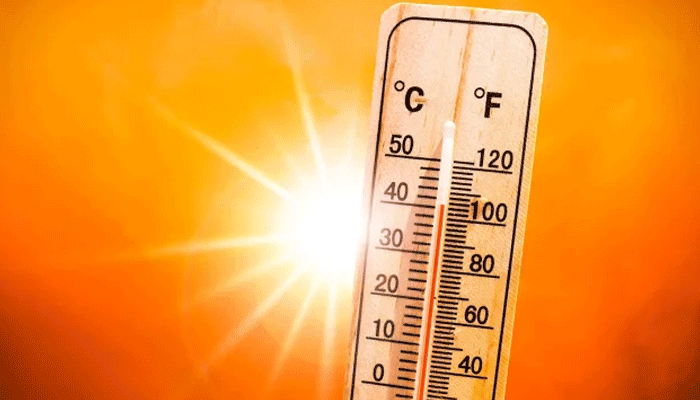 হিট স্ট্রোকে একদিনে দুই শিক্ষকসহ ১৭ জনের মৃত্যু  হিট স্ট্রোকে একদিনে দুই শিক্ষকসহ ১৭ জনের মৃত্যু