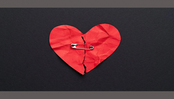 ব্রেকআপের কষ্ট ভোলার সহজ উপায়  ব্রেকআপের কষ্ট ভোলার সহজ উপায়