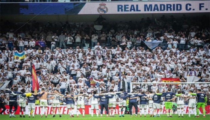 ৪ ম্যাচ হাতে রেখেই লা লিগার শিরোপা জিতল রিয়াল
