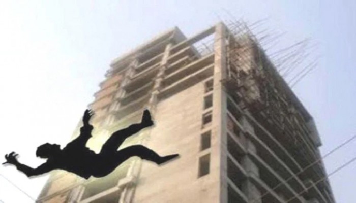 বাসাবোতে নির্মাণাধীন ভবন থেকে পড়ে ৩ শ্রমিকের মৃত্যু বাসাবোতে নির্মাণাধীন ভবন থেকে পড়ে ৩ শ্রমিকের মৃত্যু