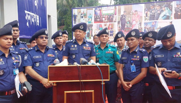 দেশে সন্ত্রাস ও জঙ্গি সম্পূর্ণরূপে নিয়ন্ত্রণে রয়েছে : আইজিপি দেশে সন্ত্রাস ও জঙ্গি সম্পূর্ণরূপে নিয়ন্ত্রণে রয়েছে : আইজিপি