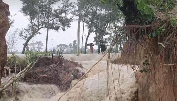 হবিগঞ্জে খোয়াই নদীর বাঁধে ভাঙন হবিগঞ্জে খোয়াই নদীর বাঁধে ভাঙন