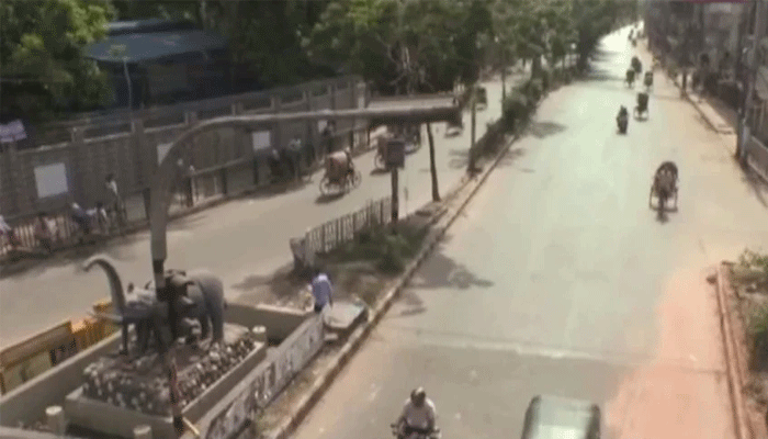 শাটডাউনে ঢাকা ফাঁকা শাটডাউনে ঢাকা ফাঁকা