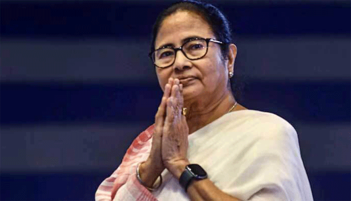 বাংলাদেশ নিয়ে ‘ভুয়া ও মিথ্যা’খবরের ফাঁদে পা না দিতে মমতার আহ্বান বাংলাদেশ নিয়ে ‘ভুয়া ও মিথ্যা’খবরের ফাঁদে পা না দিতে মমতার আহ্বান