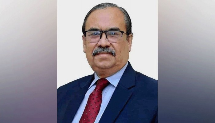 দেশ ছাড়লেন সদ্য সাবেক প্রধান বিচারপতি ওবায়দুল হাসান