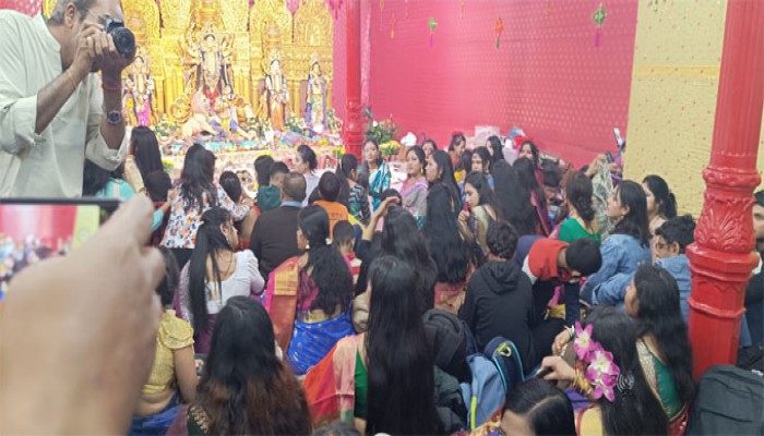 স্পেনে সাড়ম্বরে শারদীয় দুর্গোৎসব পালিত স্পেনে সাড়ম্বরে শারদীয় দুর্গোৎসব পালিত