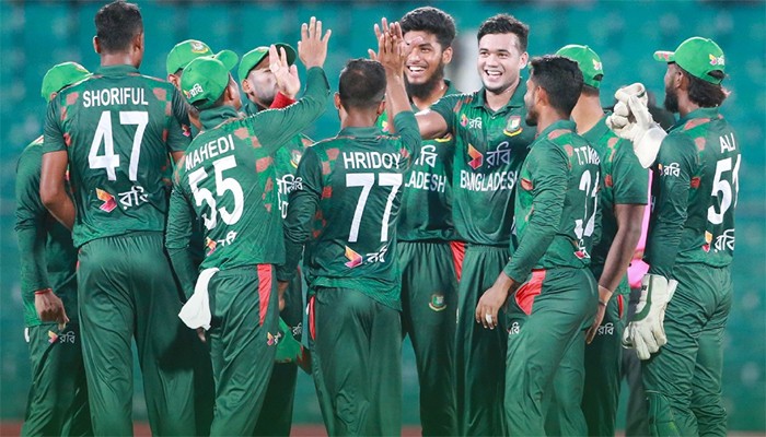 চমক রেখে টি-টোয়েন্টির দল ঘোষণা করল বিসিবি চমক রেখে টি-টোয়েন্টির দল ঘোষণা করল বিসিবি