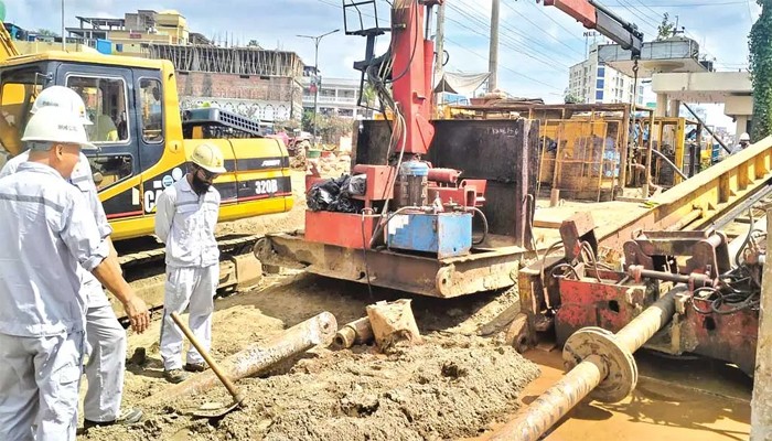মার্চে পাইপলাইনে চট্টগ্রাম থেকে তেল আসবে ঢাকায় মার্চে পাইপলাইনে চট্টগ্রাম থেকে তেল আসবে ঢাকায়