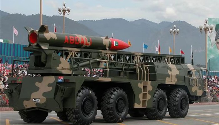 ‘পাকিস্তানের কাছে ব্যালিস্টিক মিসাইল চাইছে বাংলাদেশ’ ‘পাকিস্তানের কাছে ব্যালিস্টিক মিসাইল চাইছে বাংলাদেশ’