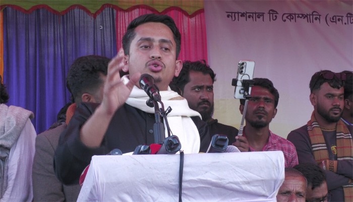 ‘জয়কে সামনে রেখে হাসিনা যে লুটপাট করেছে তার আমলনামা চাই’