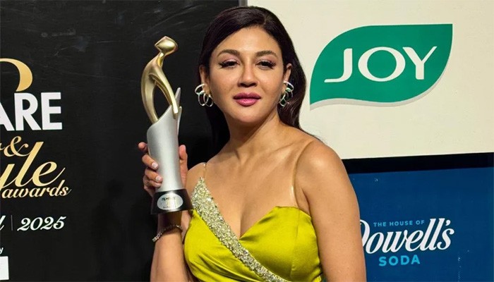 ফিল্মফেয়ার সব সময় আমাকে বিশেষ অনুভূতি দিয়েছে: জয়া ফিল্মফেয়ার সব সময় আমাকে বিশেষ অনুভূতি দিয়েছে: জয়া